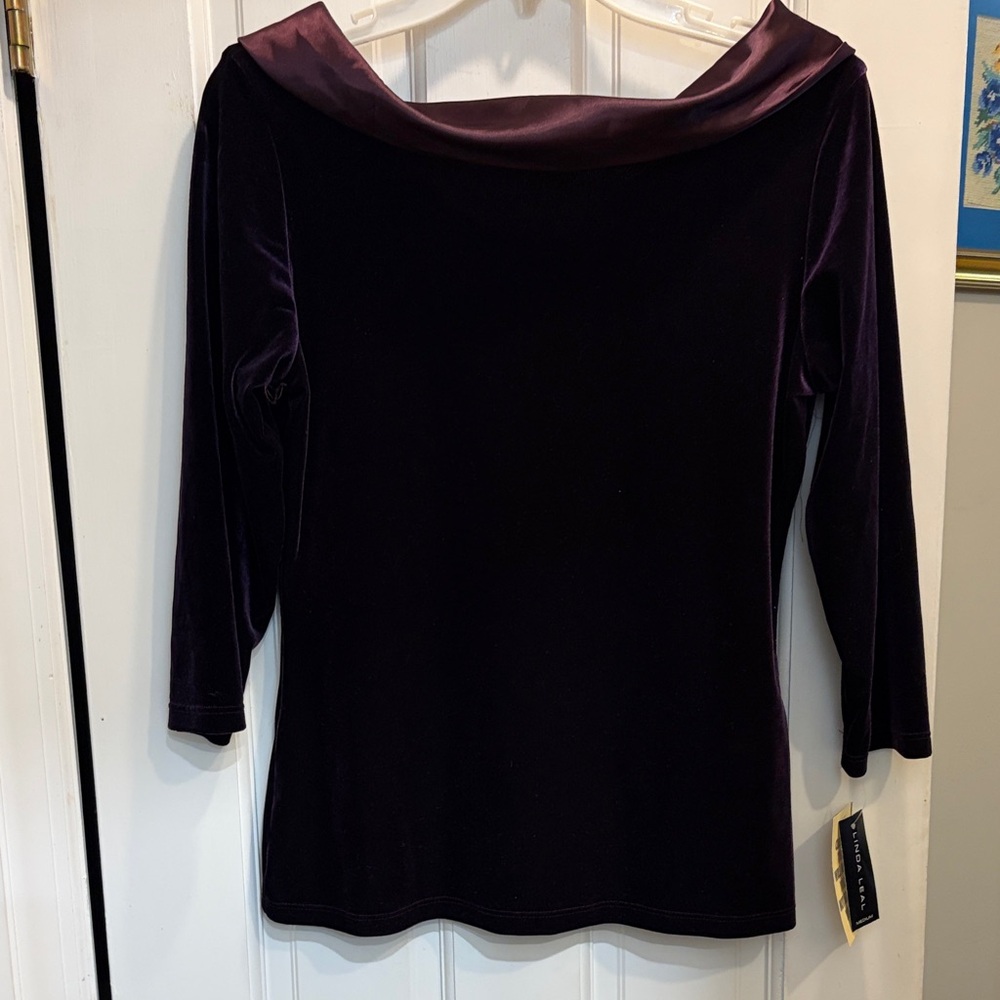 Luxurious Velvet Top in Deep Purple with Satiny Neckline